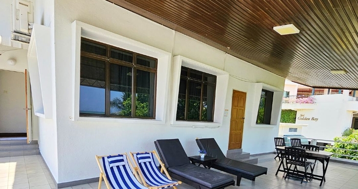 Others Little Heaven by Sky Hive, A Beach Front Bungalow