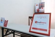 Others RedDoorz @ Greenview Hotel and Restobar Masbate