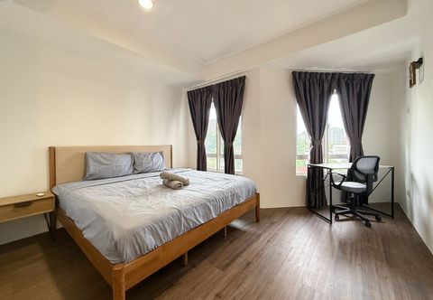 Others Holiday Place Kuala Lumpur by Favspace