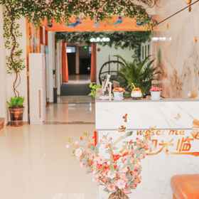 Hotel Exterior1Kerr Hotel,阿克塞哈萨克族自治县飯店