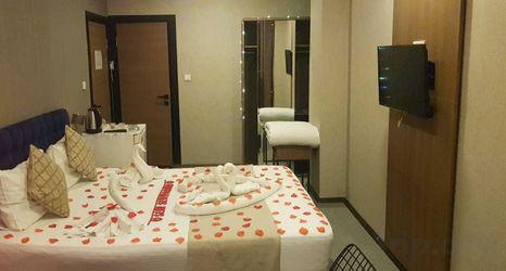 Others 2 Nostalji Hotel