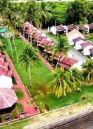 Hotel Exterior Shah's Beach Resort Malacca