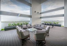 Others 4 2 Storey Duplexhouse@EcoBotanic, Legoland, Netflix