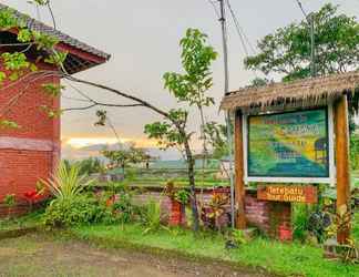 Others 2 Lesehan Cahaya Tetebatu Inn Syariah at Desa Wisata