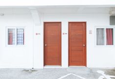 Others 5 RedDoorz near Mercado del Lago