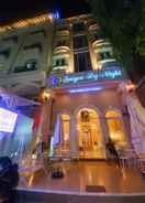 Hotel Exterior Saigon by Night Luxury Hotel Ho Chi Minh