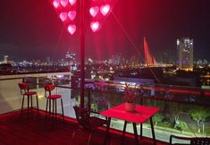 Others 4 Louis Luxury Apartment