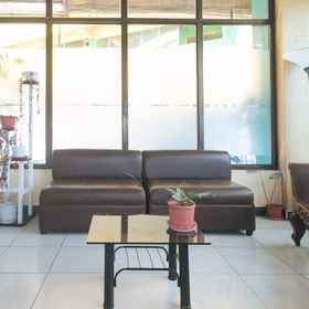 Hotel Interior/Public Areas 1 RedDoorz Near SM City Muntinlupa, Muntinlupa Hotels