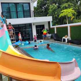 Logo1T Four Pool Villa,Phu Kao-Phu Phan Kham国家公园飯店