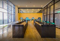 Others 7 2 Storey Duplexhouse@EcoBotanic, Legoland, Netflix