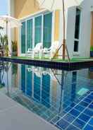 Hotel Exterior Pool Villa Udonthani