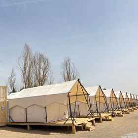 Hotel Exterior1Dunhuang Chaser of the Wind - Desert Luxury Tent Hotel,阿克塞哈萨克族自治县飯店