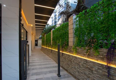 Others Deyu Hotel (Guangzhou tang xia Keyun Road Subway Station)