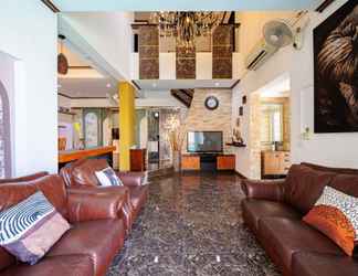 Lainnya 2 Indipendent Villa with Swimming Pool,Walk Eight Minutes to the Beach