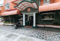 Lain-lain 4 RedDoorz Near East Avenue Medical Center