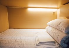 Khác 6 On the Road Hostel