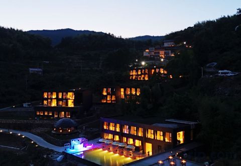 Others Tonglu Huarong B&B