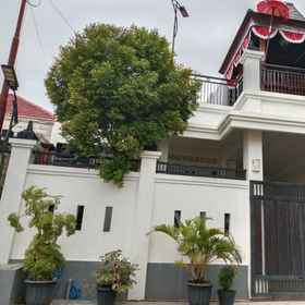 Logo 1 Villa Riviera, Rest Area Kampung Kaman Hotels