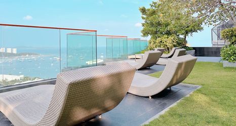 Others 2 EDGE Central Sea View Holiday inn· Infinity Pool · 180 ° Panoramic Sea View (Pattaya Beach )