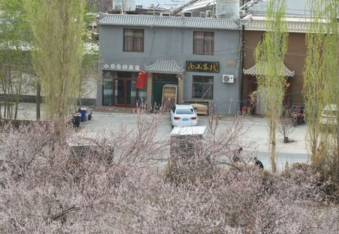 其他 100m to Mingsha Mountain Inn