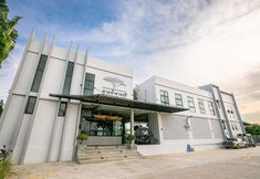 その他 5 Chainam-Charmchuree Residences Cafe and Spa