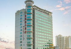 Lainnya 5 Golden Crown Holiday Hotel (Zhuhai Qianshan Mingzhu High-speed Rail Station Store)
