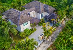 Lainnya 4 Rowe's Villa | Spacious 5BR for Family & Friend