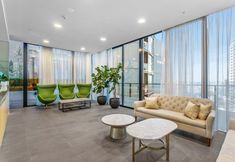 Others 5 Luxe 2BR Retreat POOL, GYM & PARKING South Yarra