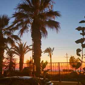 Hotel Exterior1Elegant & Cozy Retreat Home: City Center Gem by the Seaside, Steps from the Tram,伊兹密尔公寓