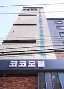 Hotel Exterior Busan Eomgung Brown Dot