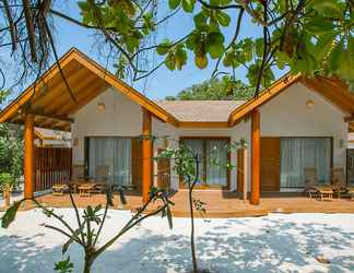 Others 2 Reethi Faru, Bio Luxury Resort