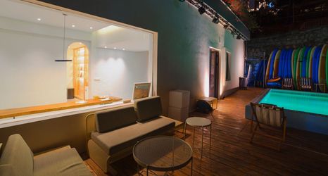 Others 2 Bohai Glass Art Homestay (Dadonghai Tourist Area)