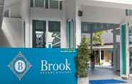 Others 6 Tuana Hotels Brook Pool Access