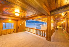 Others 6 Shangri-La Zedanwangmu Cangbieyuan (Dukezong Ancient City Moonlight Square Branch)