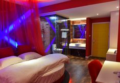 Others 4 Luoyang Jiaxuan Theme Hotel (Longmen High-speed Railway Station Baolong Plaza)