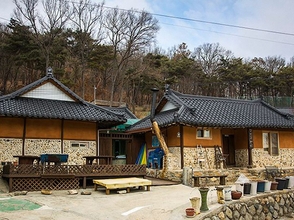 Lain-lain 4 Ganghwado Jangbogoo Hanok Pension