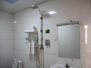 Others 4 Guanxian Shuangying North Ring Express Hotel