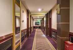 Others 7 Jinting Chain. Via Boutique Hotel (Deyang Moore Shopping Plaza)