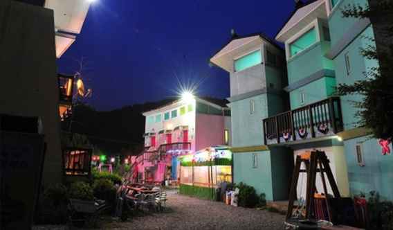 Others 2 Taean (Anmyeondo) Norabureo Pension