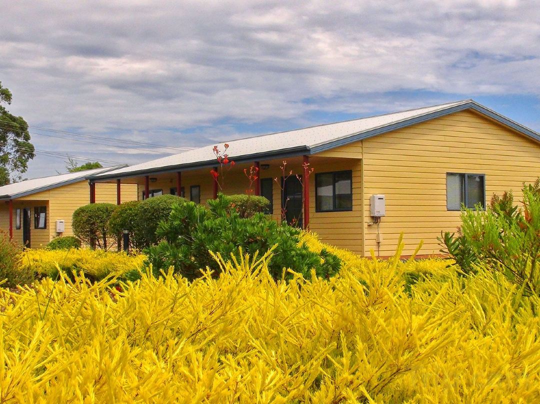 Hotel Exterior Marsden Court Apartments Now Incorporating Marsden Court and Sharonlee Strahan Villas