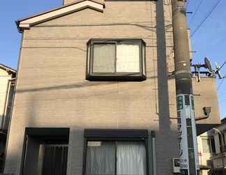 Others 2 8 minutes walk from JR Nishikawaguchi; Wi-Fi free; maximum 9 family group warm welcome; loan cutting