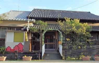 Others 2 Mariko Minpaku is an Old Folk House Along the Bypa