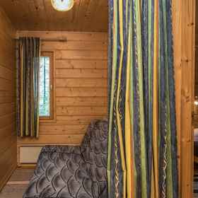 Logo 1 Heikinniemi, 尤瓦 酒店