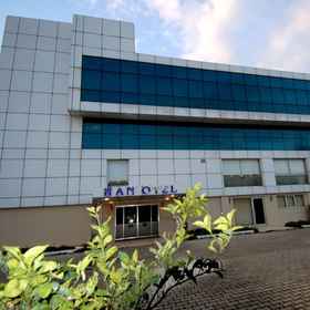 Hotel Exterior 1 HAN 호텔, 갈레리 크리스탈 호텔