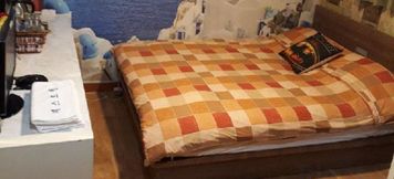 Others 4 Chess Motel