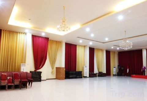 Lain-lain Hotel Agraha Makassar