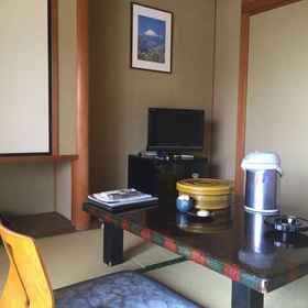 Hotel Interior/Public Areas 1 Green-so, Yugawara Town Tourist Information Center in front of the station Hotels