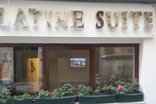 기타 The Legend Platine Suite