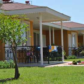 Hotel Exterior1Mediterranean Breeze Hotel,阿拉尼亚飯店