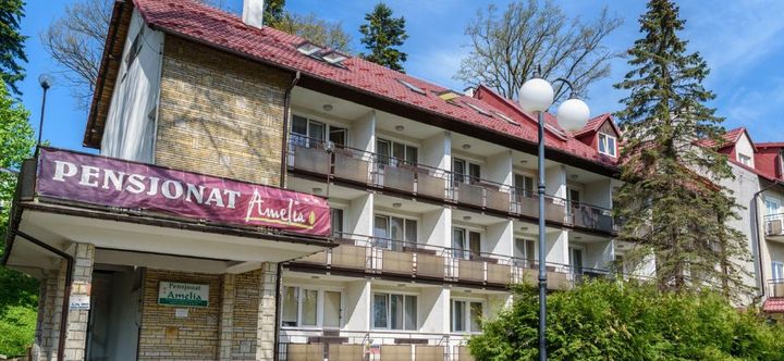 Khác 2 Amelia Zdroj Medical & Spa